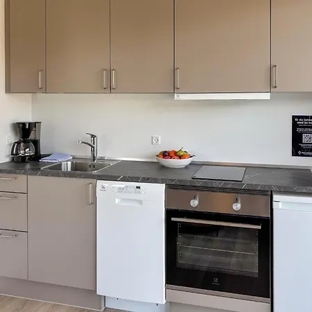 2 Bedroom Cozy In 아파트