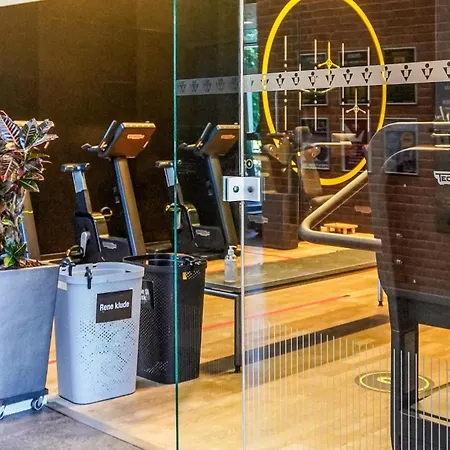 Awesome In With Indoor Swimming Pool Apartamento *