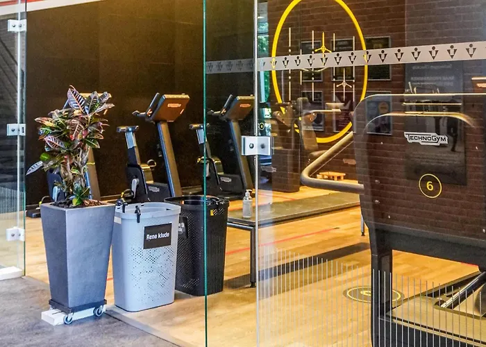 Awesome In With Indoor Swimming Pool Lägenhet *